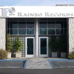 PRESSING RECORDS AT RAINBOW RECORDS | SCRATCH ONSITE