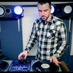 Sticker Cue'ing Vinyl