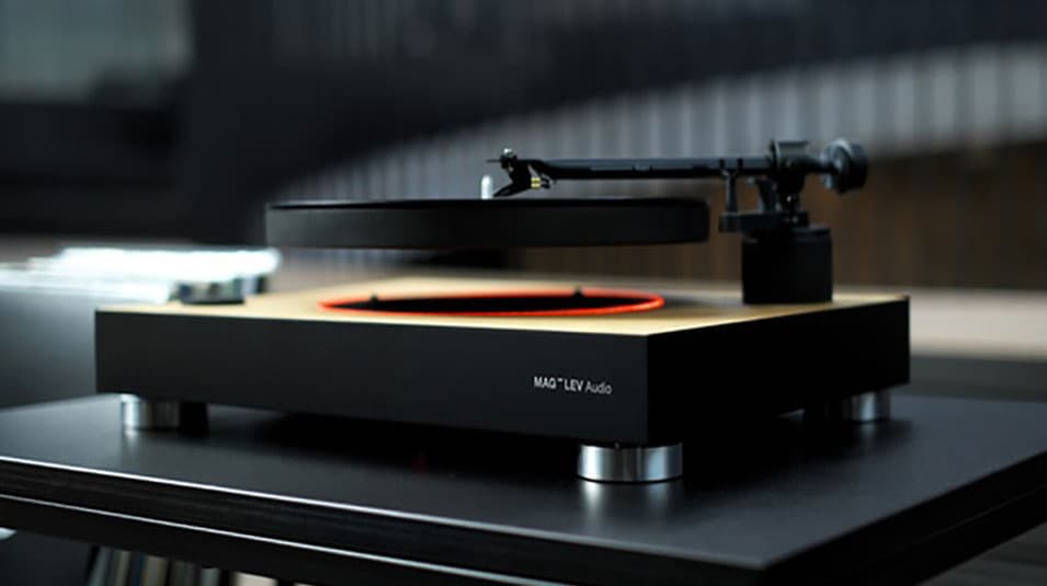 MAG-LEV Turntable Becomes World's First Floating Turntable